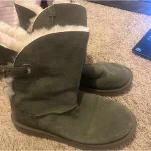 Women's Suede Boots with Shearling Lining